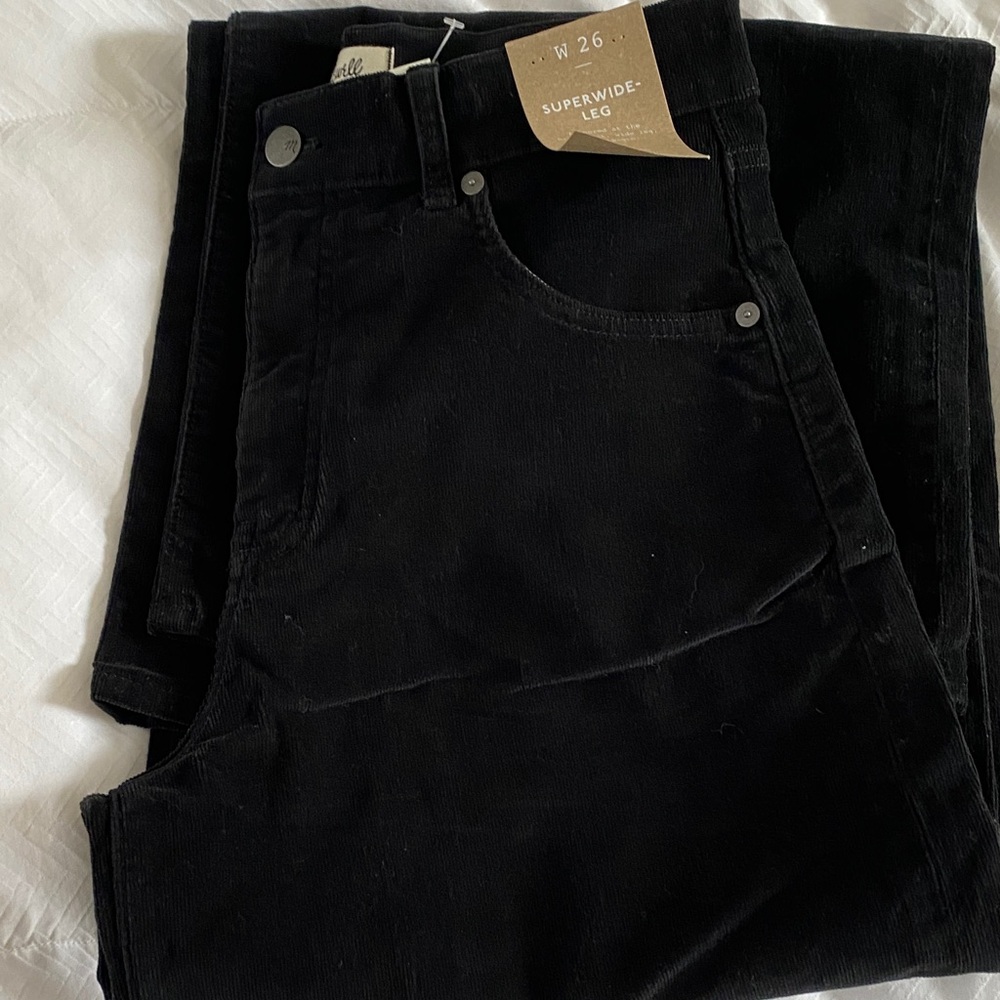 Madewell super wide leg corduroy size 26